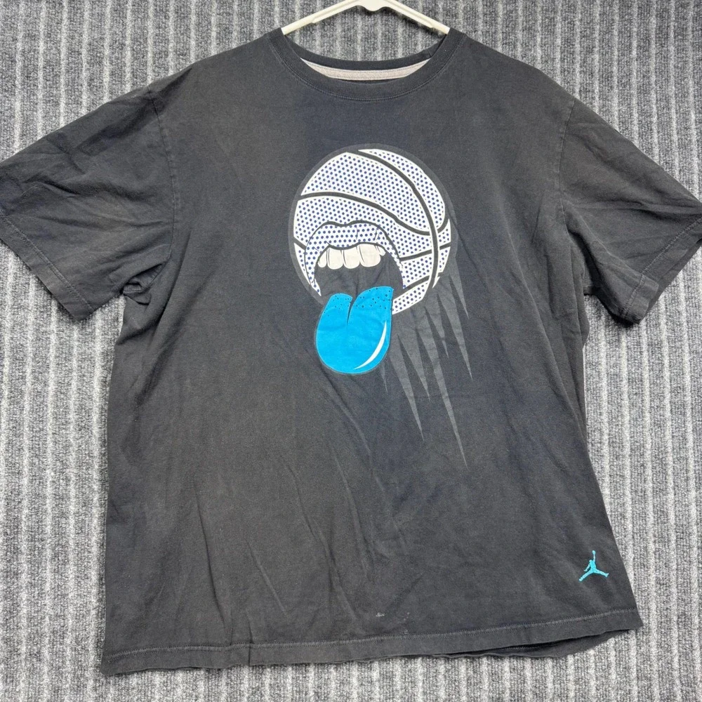 Jordan Graphic T-Shirt XL Black Basketball Mouth Jumpman Logo (2302)